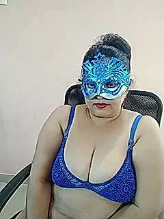 Poojahouse12 Stripchat Webcam Model - Profile & Free Live Sex Show ...